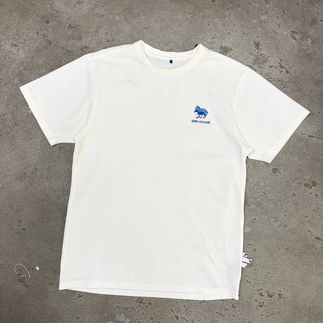 아더에러 메종키츠네 트리플폭스 반팔티[2439] 상품이미지1