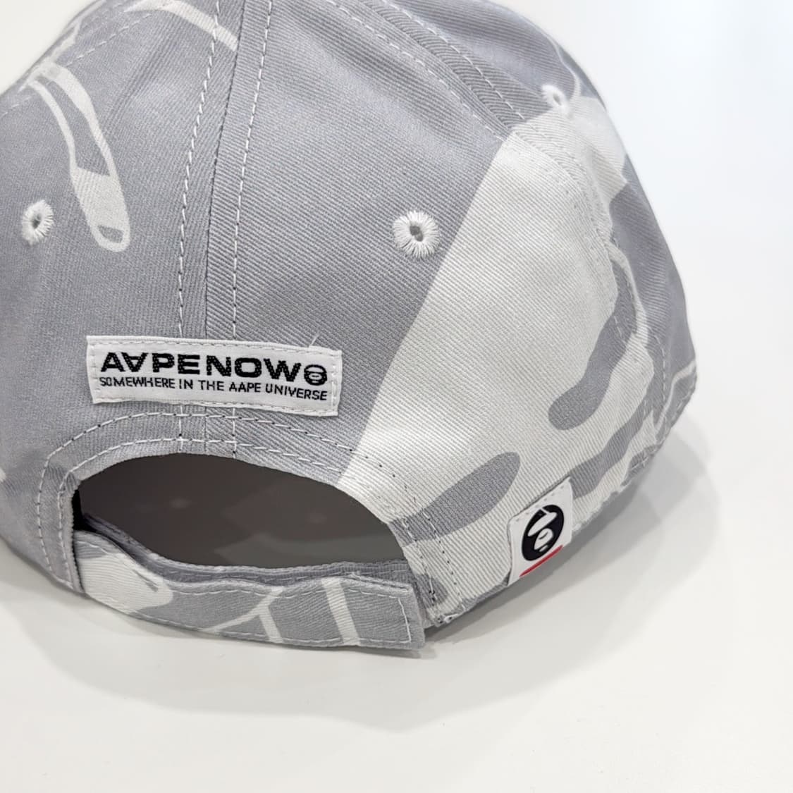 (새상품) 에이프 AAPENOW 문페이스 볼캡 모자 화이트 멀티컬러 상품이미지6