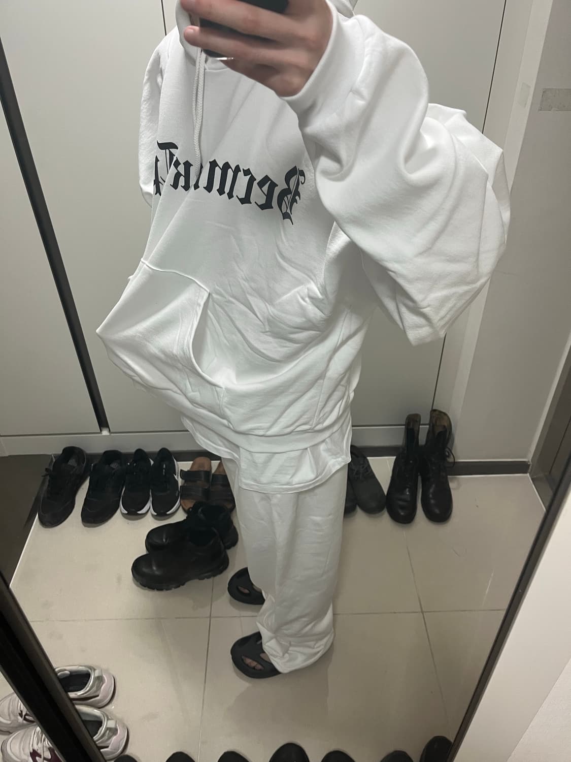 이지 후드, 티셔츠, 스웻팬츠 상품이미지1