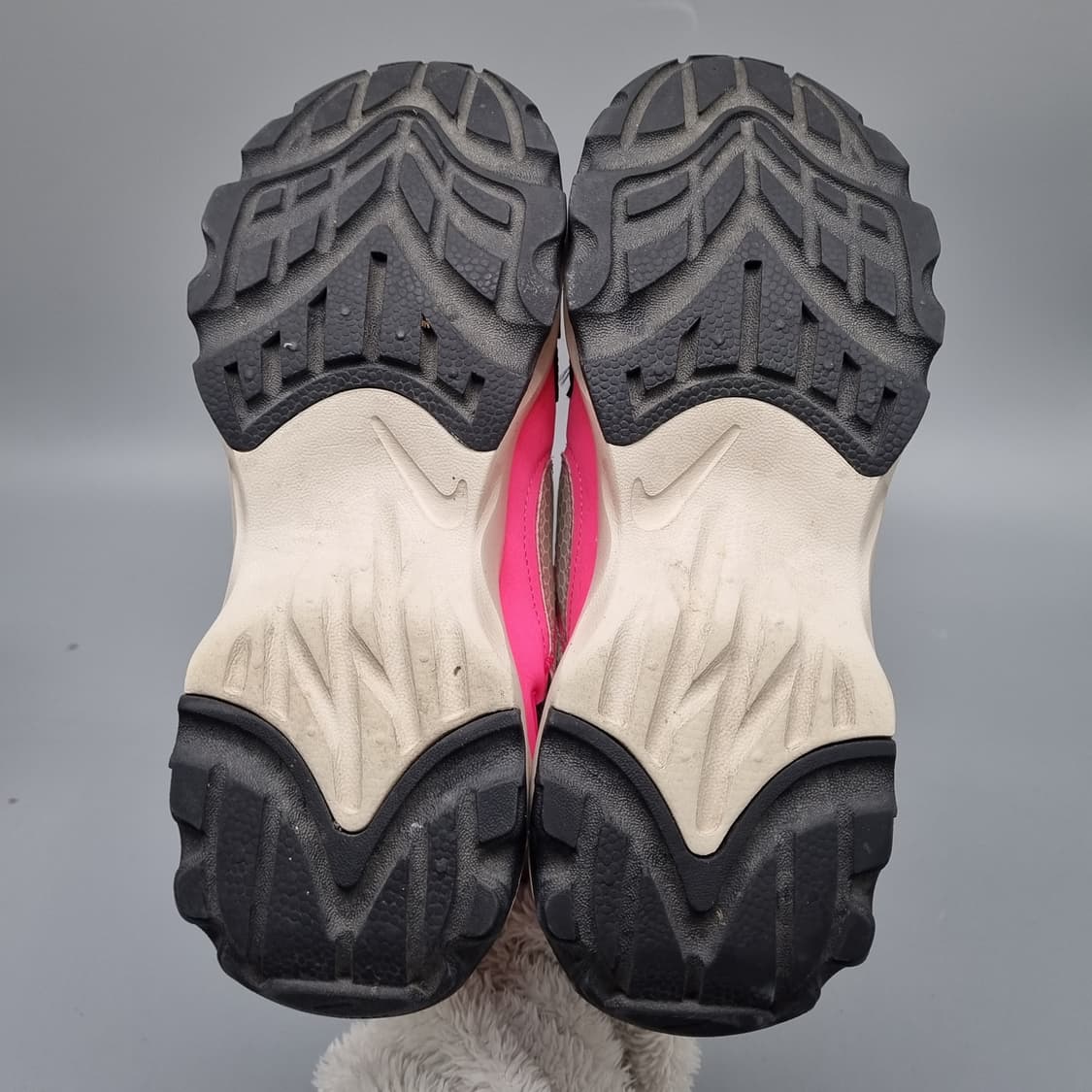 나이키 TC7900 핑크 블라스트 운동화230 상품이미지3