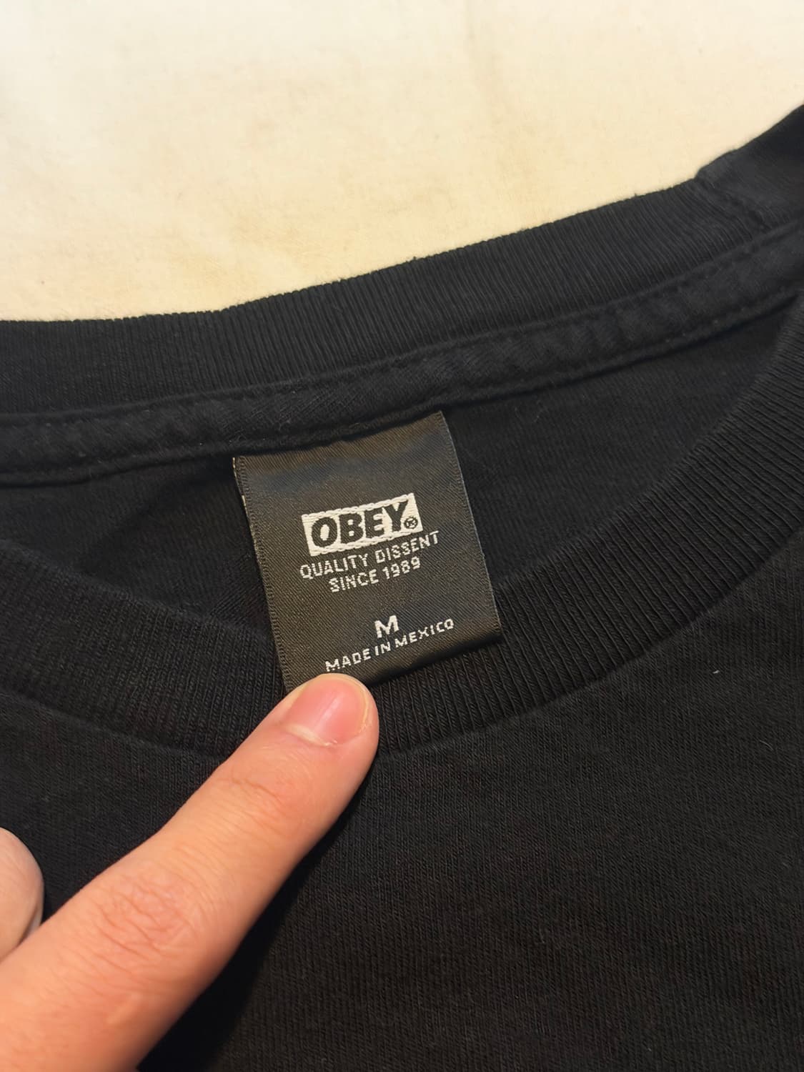 오베이 플레임 하트 롱슬리브 긴팔티 블랙 상품이미지4