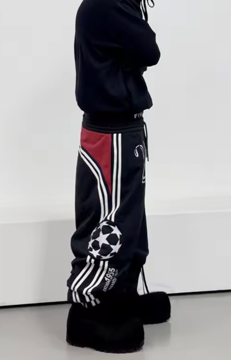 (양홍원착용) 2009 챔피언스리그 X 마드리드 리메이크 트랙팬츠 상품이미지3