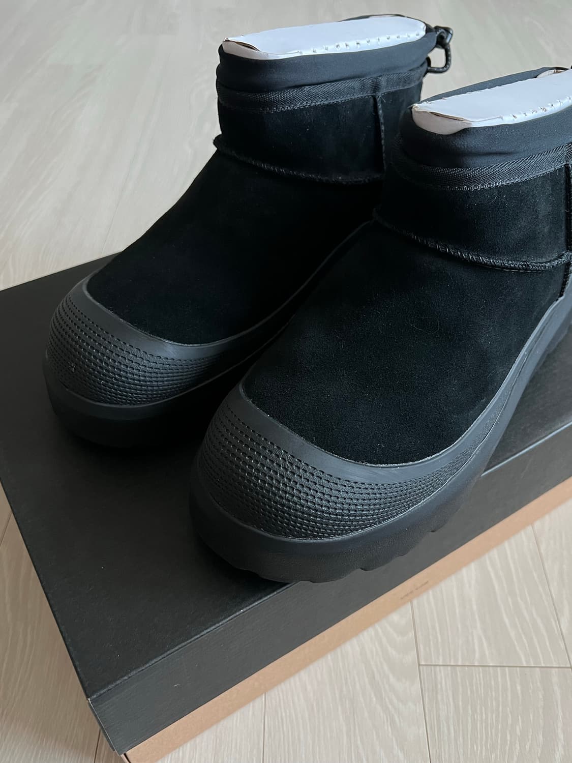 UGG 어그 클래식 스웨이드 방수 부츠 280 상품이미지2