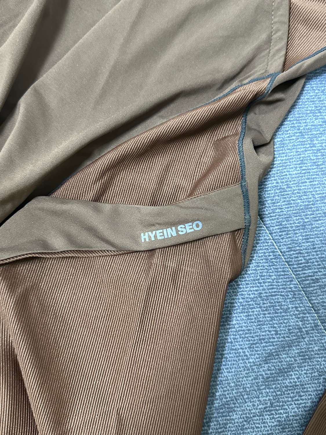 혜인서 트랙탑 버건디 3사이즈 새상품 상품이미지4