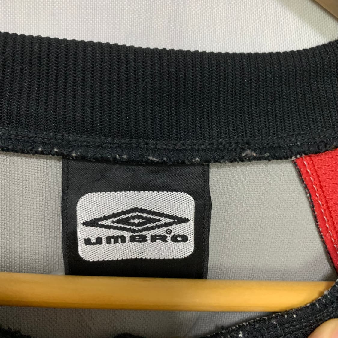 엄브로 폴리 긴팔 배색 맨투맨 스포츠 빈티지 상품이미지3