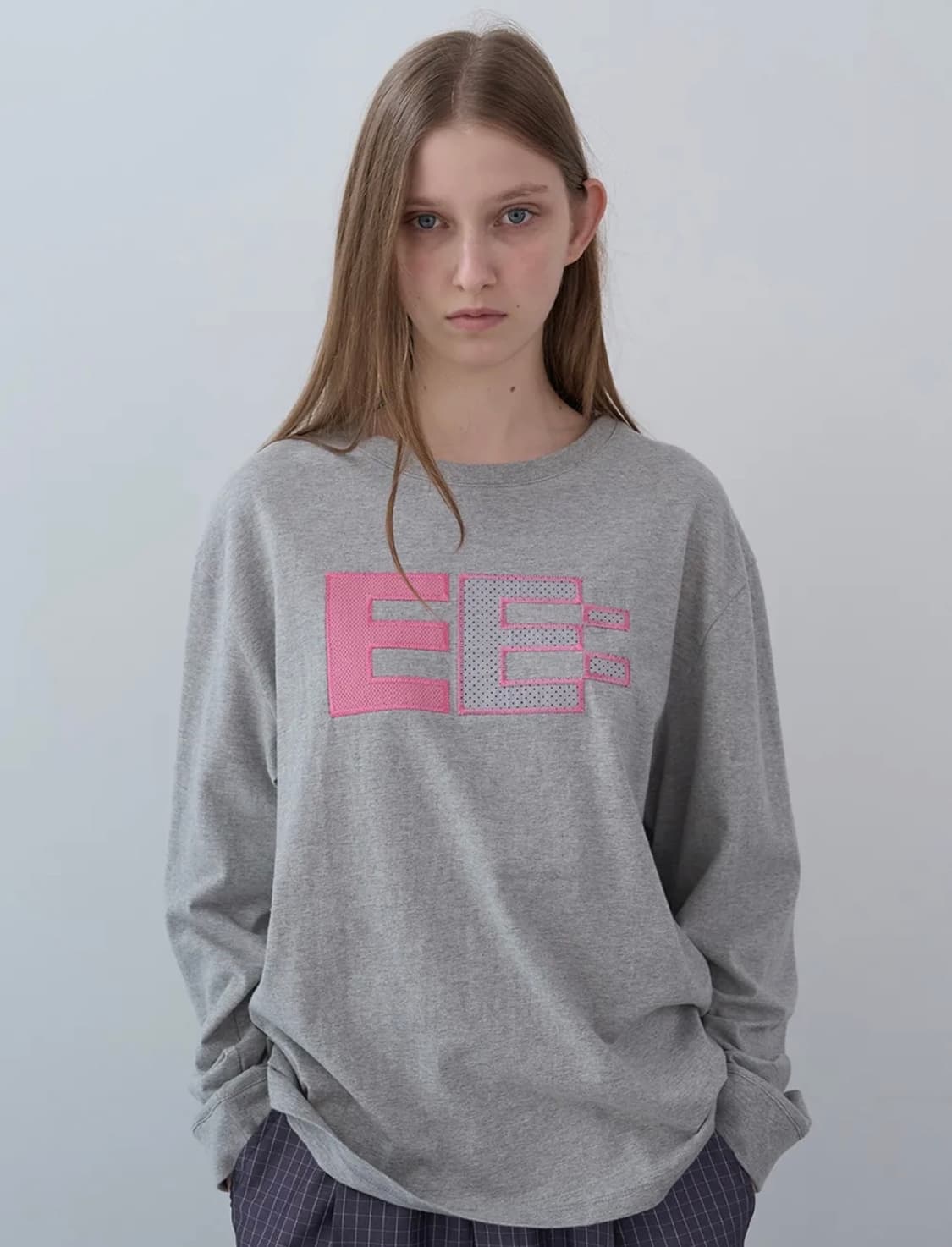 엔조블루스 픽셀 로고 롱슬리브 그레이 상품이미지1