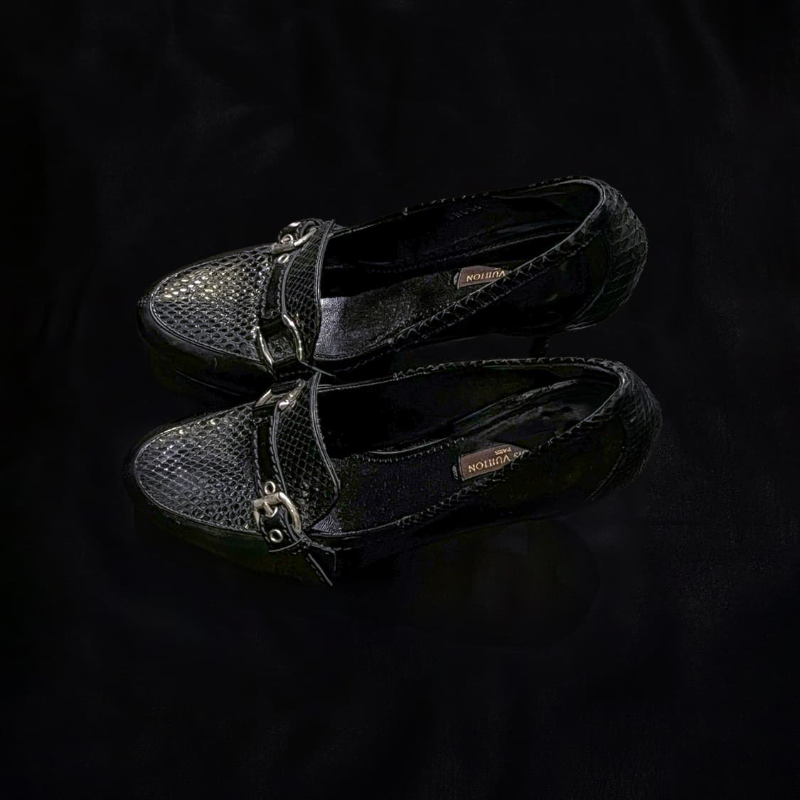 루이비통 블랙 펌프스 상품이미지4