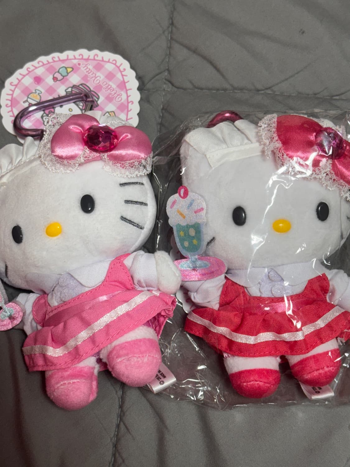 헬로키티 메이드 프릴 카라비너 키링 (정품)  상품이미지1