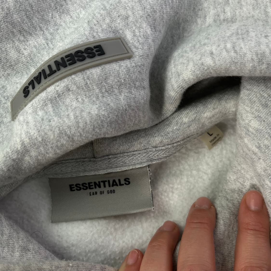 105 피오갓 에센셜 그레이 후드티 상품이미지2