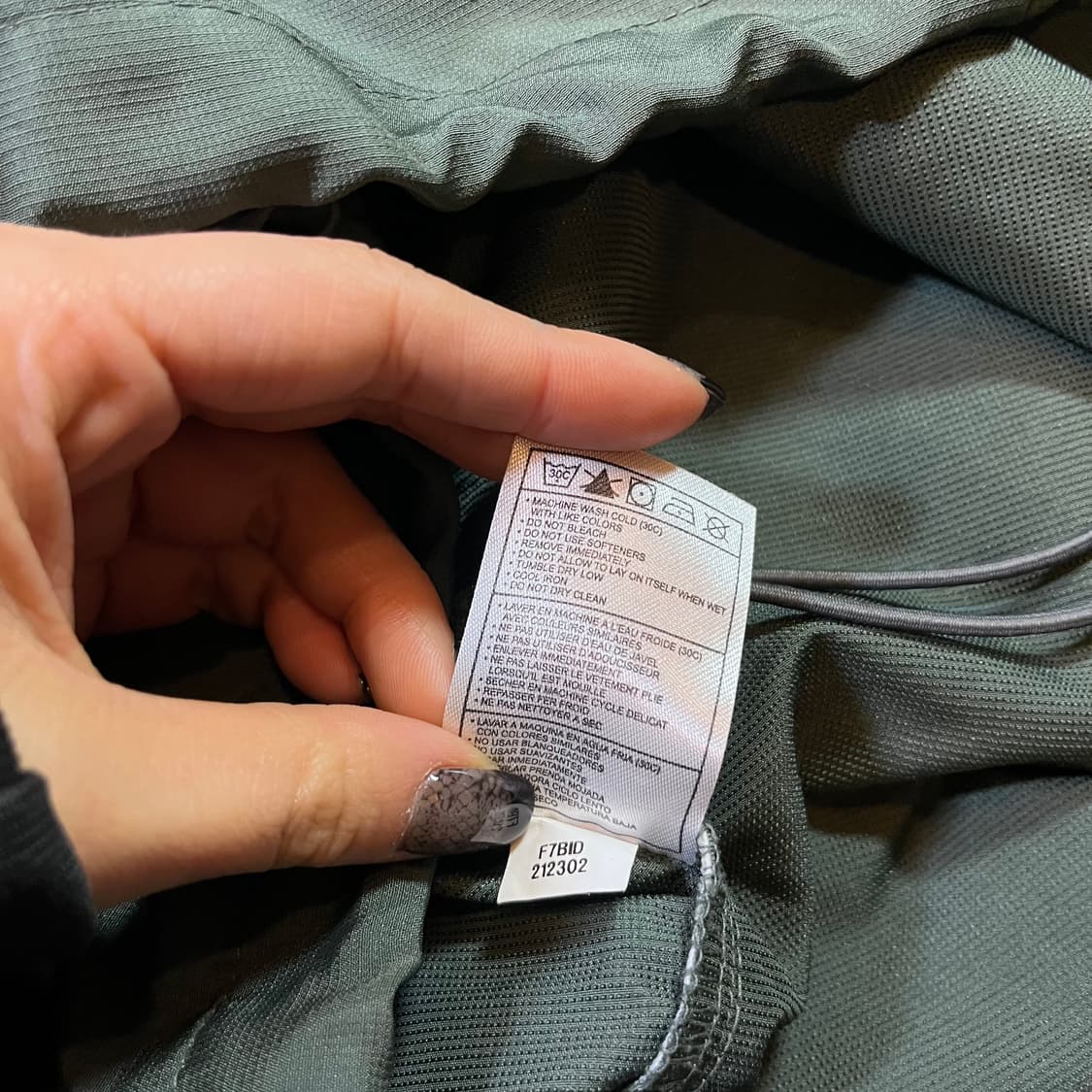 나이키 스우시 바람막이 웜업 상품이미지4