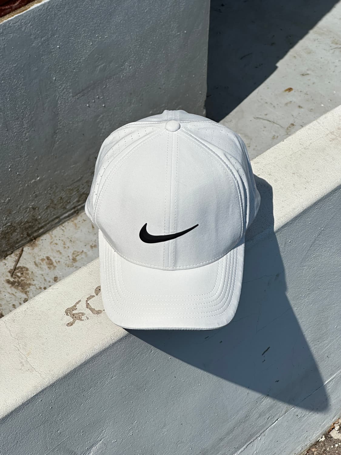 [L-XL] 나이키 골프 그레이화이트 볼캡 모자 상품이미지1