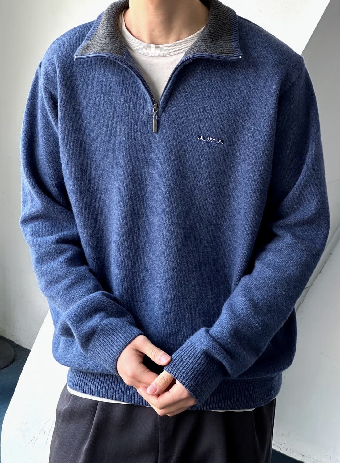 Brushed fabric design zip knit P/O 상품이미지8