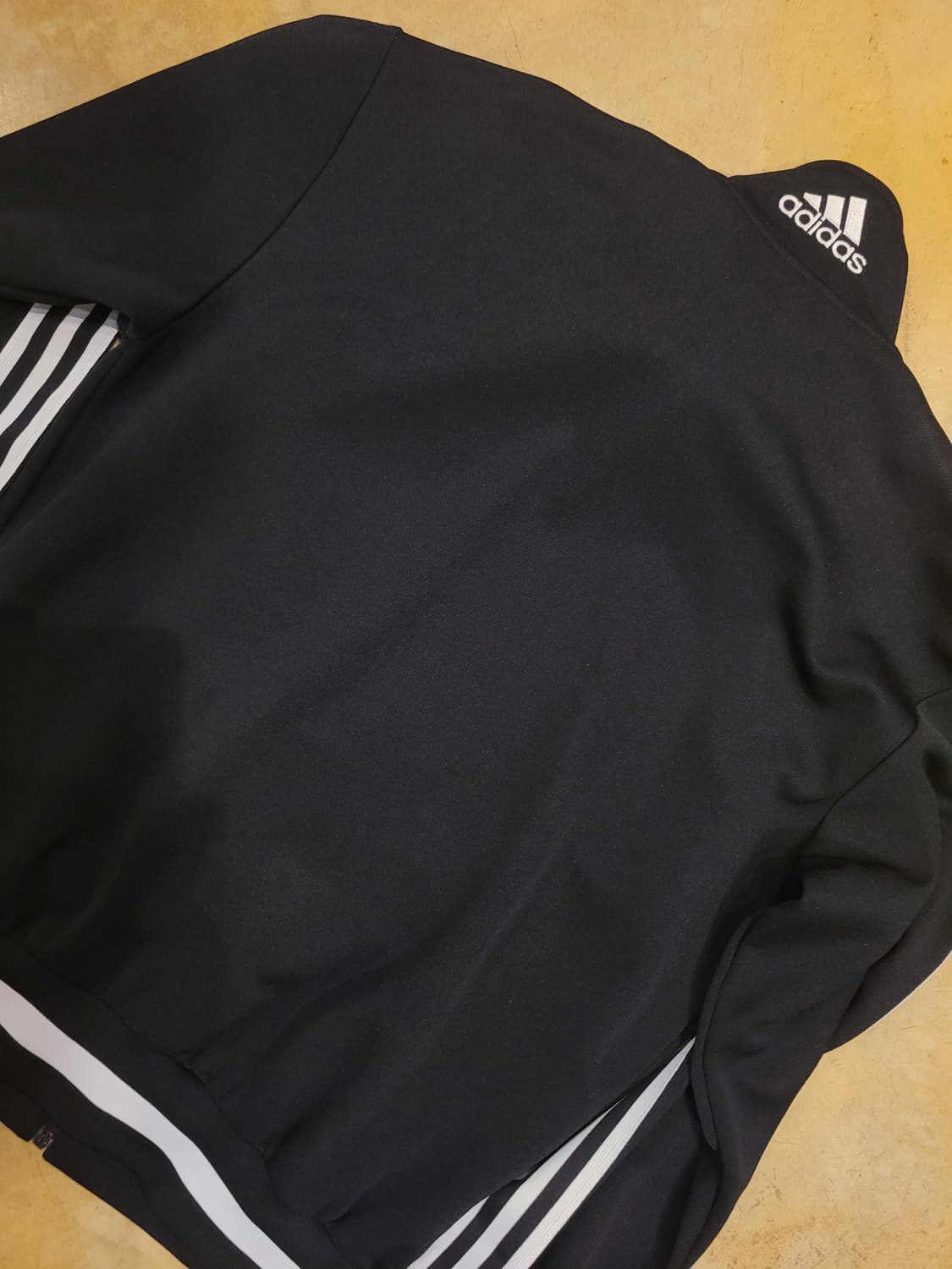 아디다스 레알마드리드 트랙탑 져지 유니폼 자켓 검흰 떠그클럽 오아시스 상품이미지4