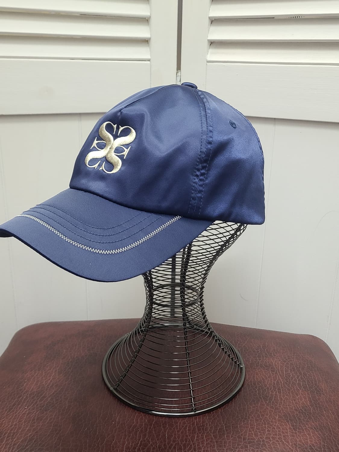 세터 네이비 새틴 볼캡 상품이미지1