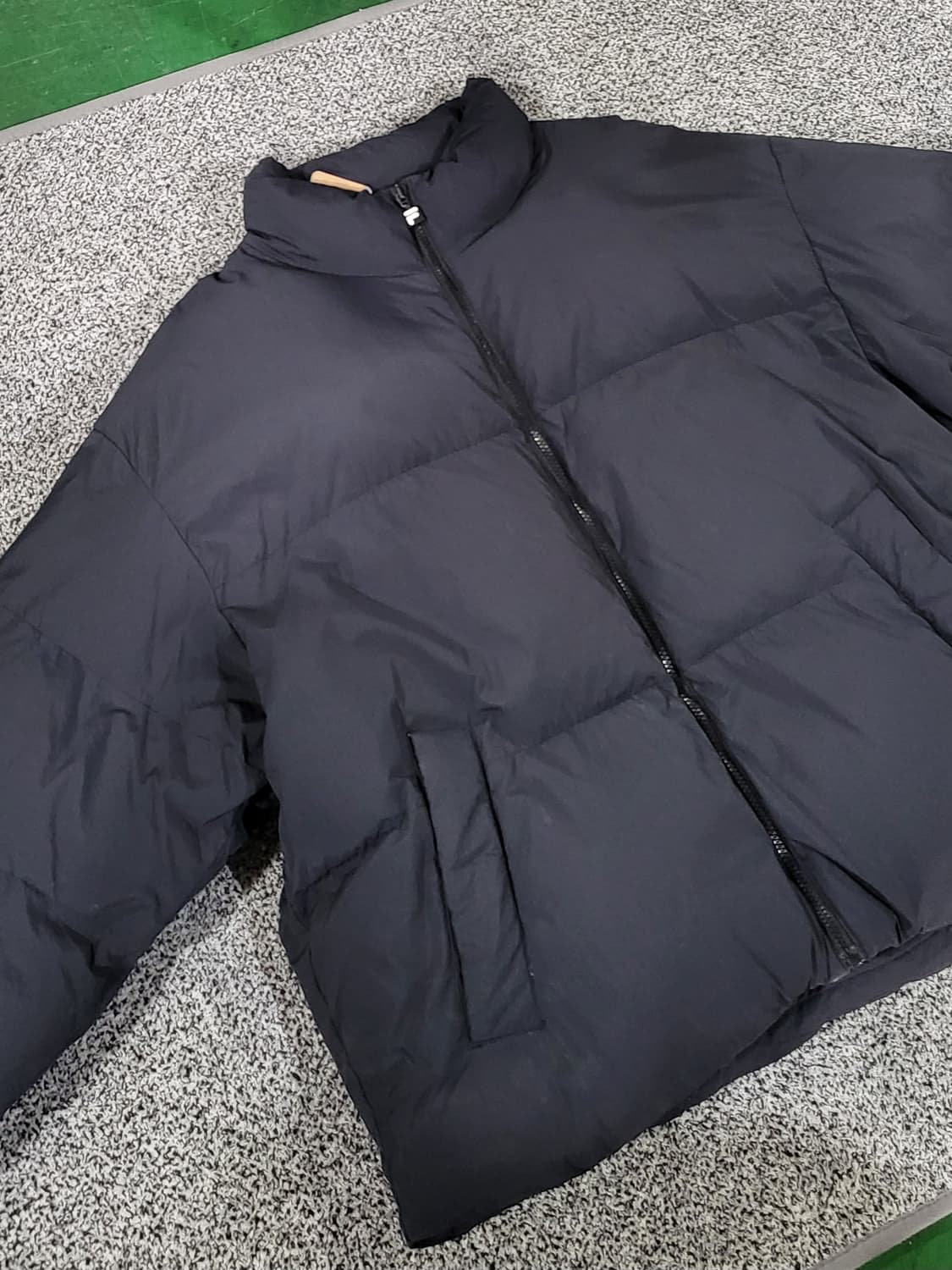 휠라 블랙 겨울 점퍼 상품이미지1