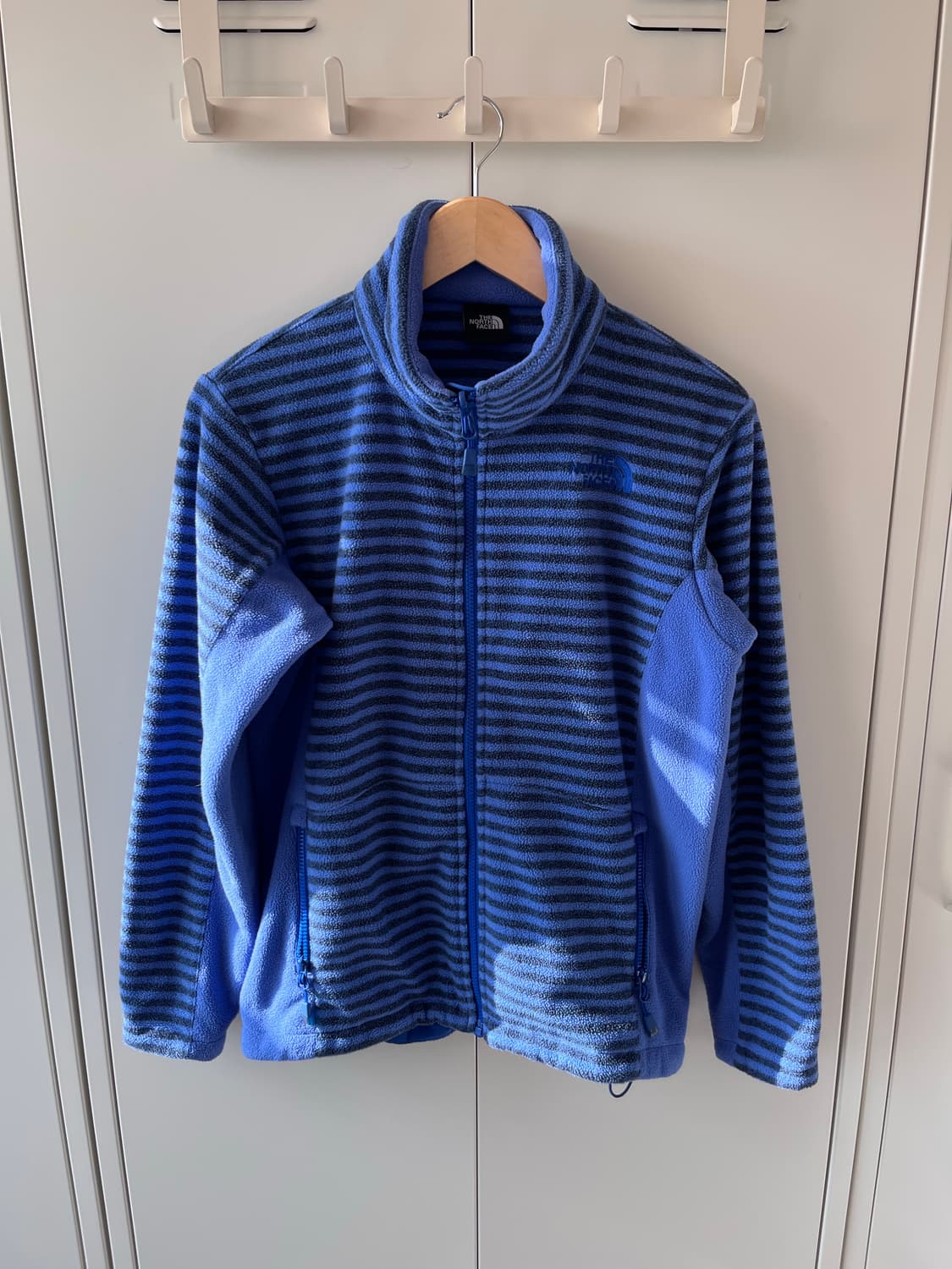 노스페이스 블루 스트라이프 후리스 집업 상품이미지8