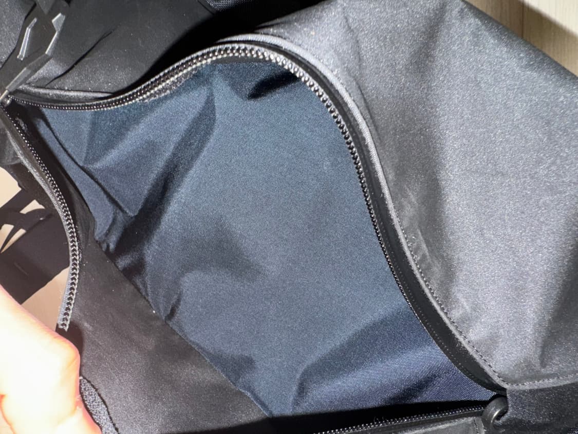 아크테릭스 아로 22 블랙 상품이미지8