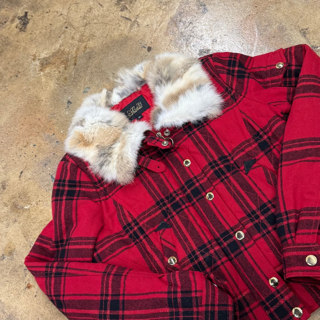 엠엘비 레드 체크 양털 카라 자켓 90 상품이미지1