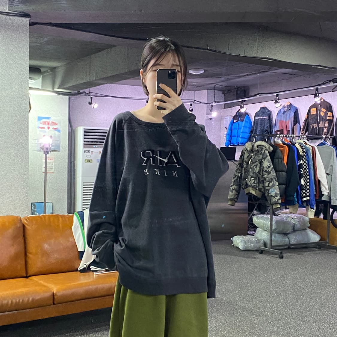 나이키 에어 스우시 그레이 스웻셔츠 B2834 상품이미지1