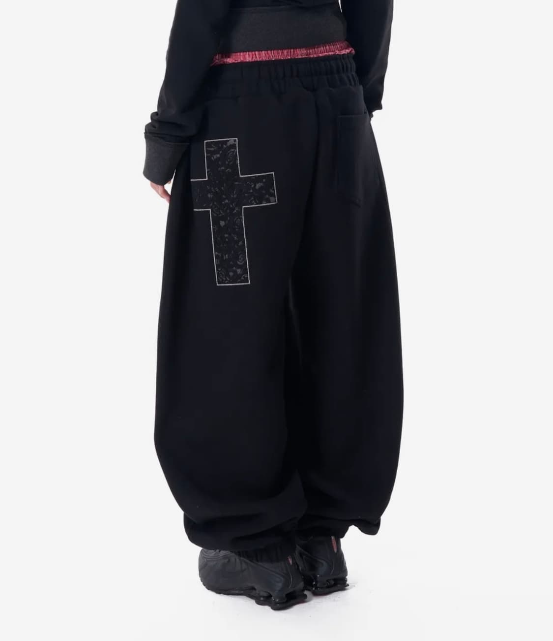 Akkam Laced CROS2 Patch Sweatpants (Blac 상품이미지1