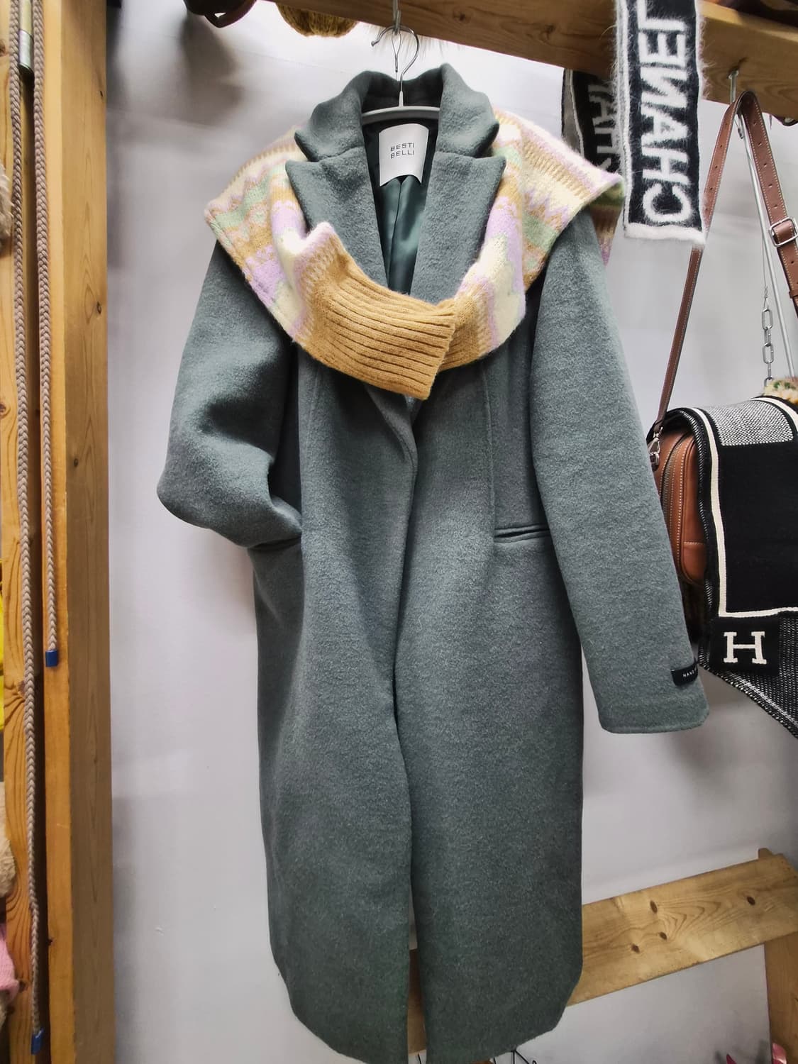 베스티벨리 핸드메이드 코트 상품이미지2