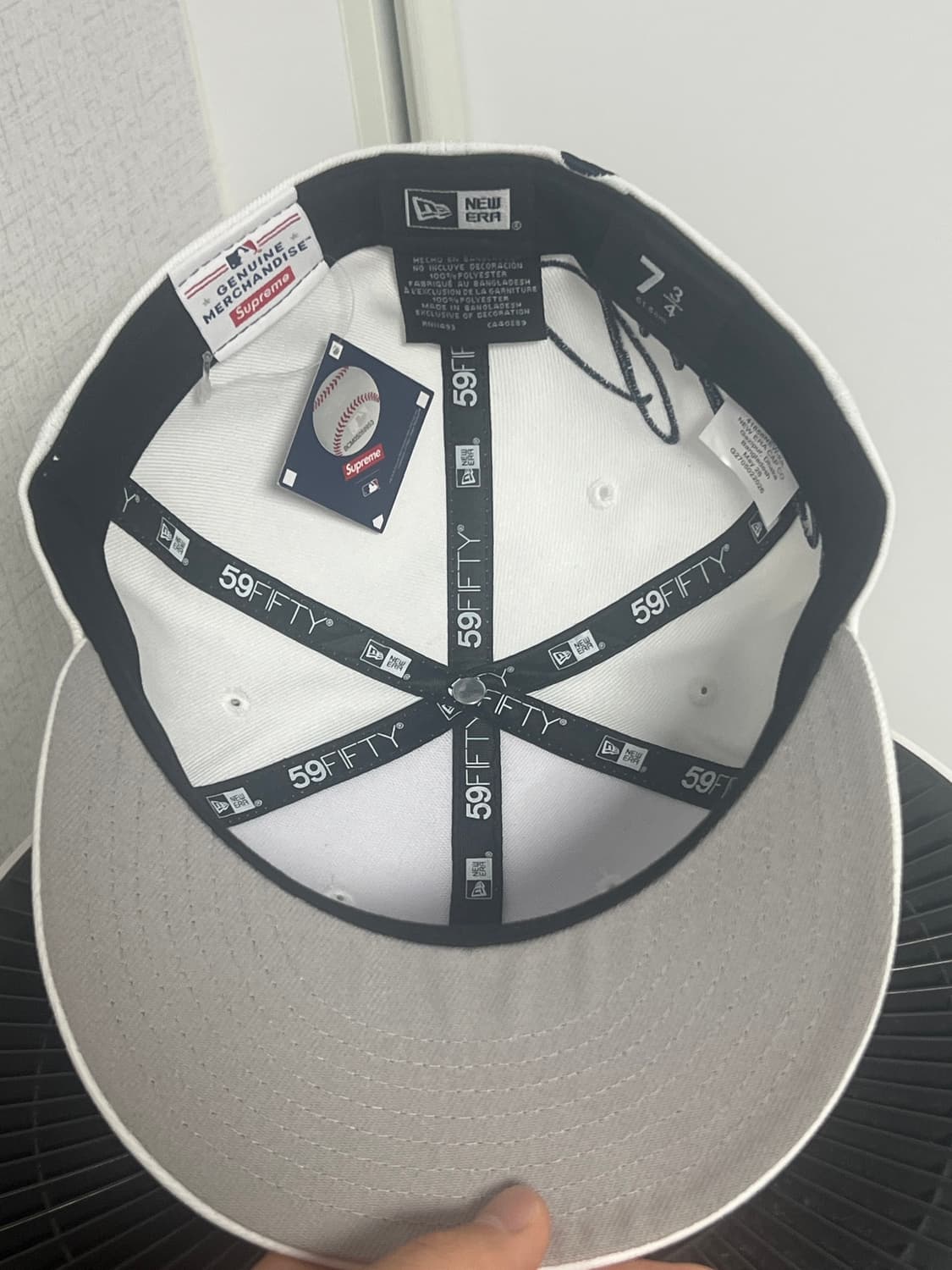 슈프림 뉴에라 상품이미지3