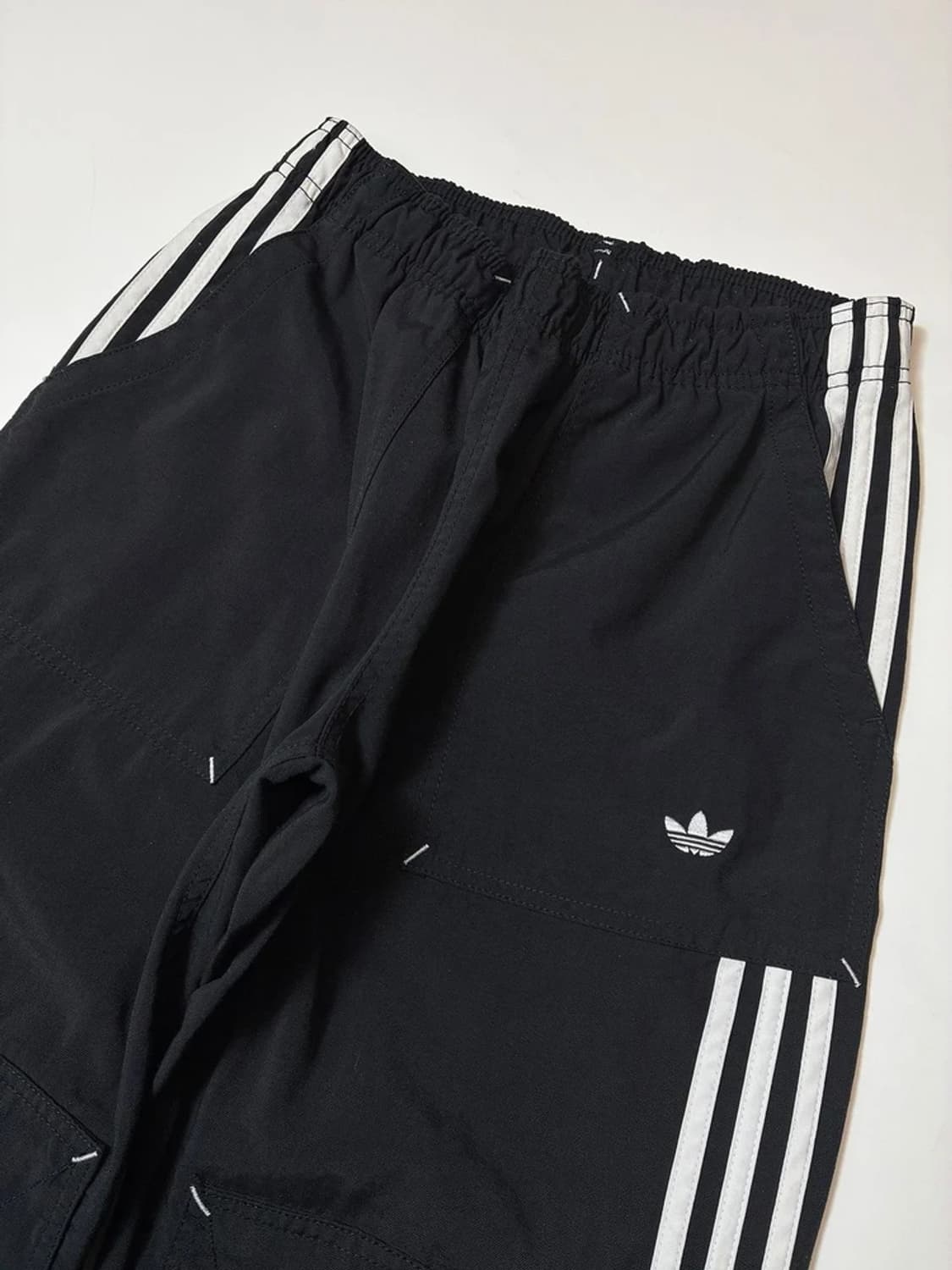 아디다스 20ss 워크웨어 캔버스 조거 팬츠 PN8385 상품이미지3