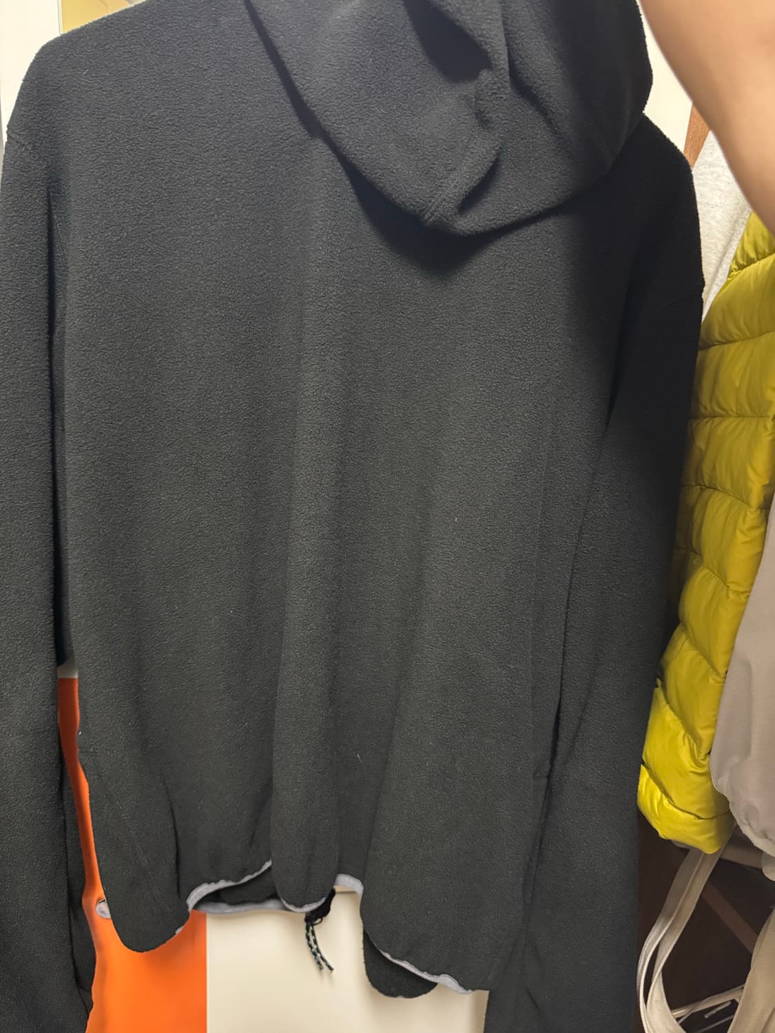 데프가먼츠 플리스 후디 집업 L 사이즈 판매합니다 상품이미지5