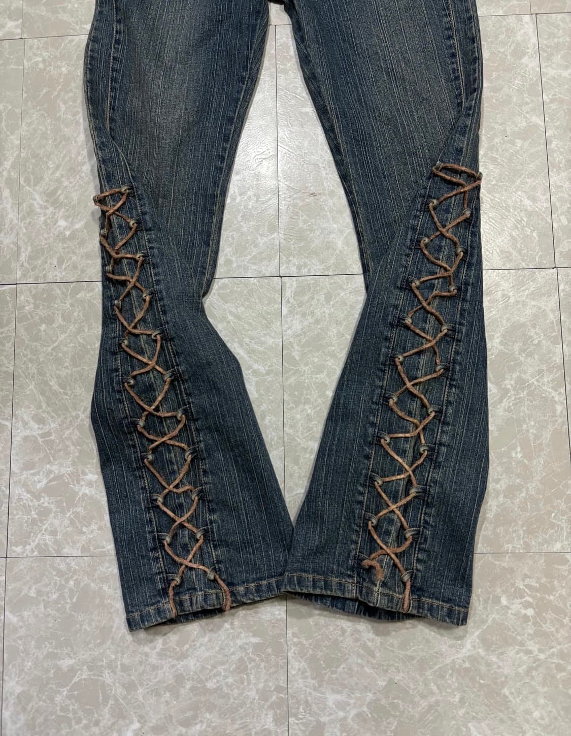 JOUER AUX ECHECS side corset detailpants 상품이미지3