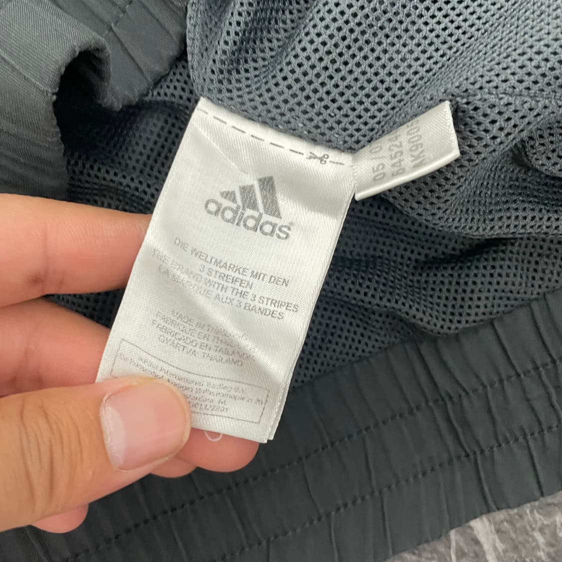 아디다스 00s 올드스쿨 비대칭 삼선 바람막이 자켓 상품이미지6