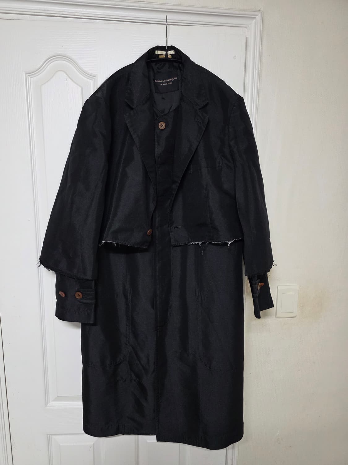 20AW 꼼데가르송 옴므플러스 케이프 코트 M 블랙 상품이미지3