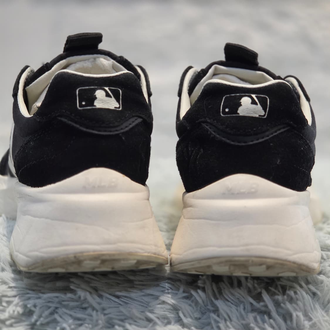 6q-24:MLB 에센셜 로고 스니커 블랙 (230cm) 상품이미지3