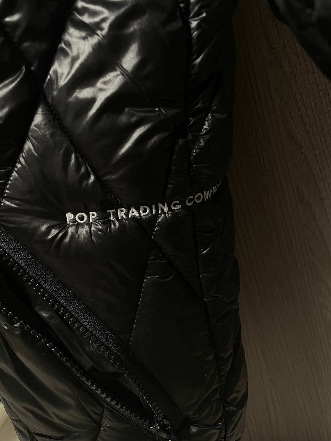 팝트레이딩컴퍼니 리버서블 퀄팅 패딩 블랙/블루 (S) 상품이미지7