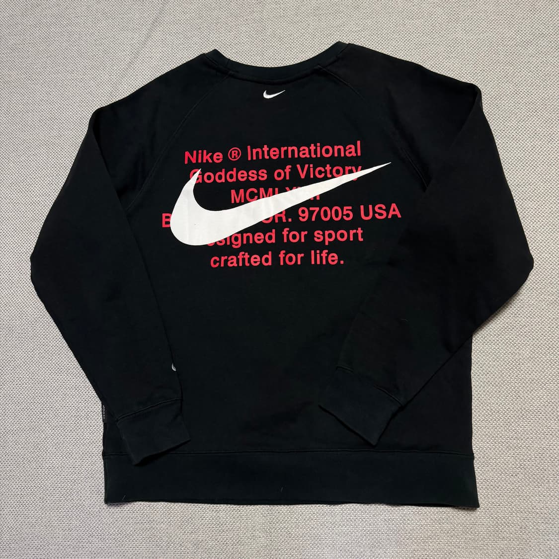 나이키 인터내셔널 빅스우시 맨투맨 상품이미지2