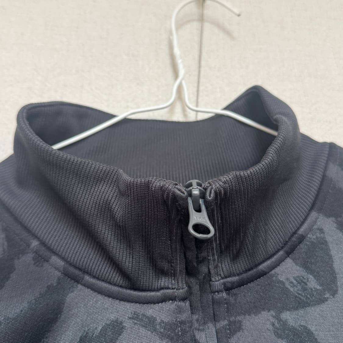 아디다스 블랙 져지 2XL 팝니다! 상품이미지3