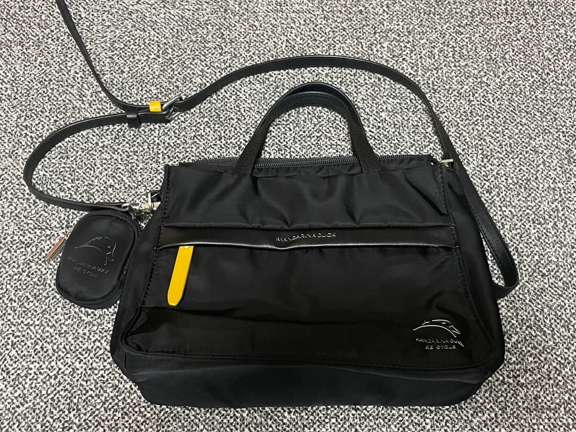 급처!!) 만다리나덕 토트백 겸 크로스백 상품이미지1