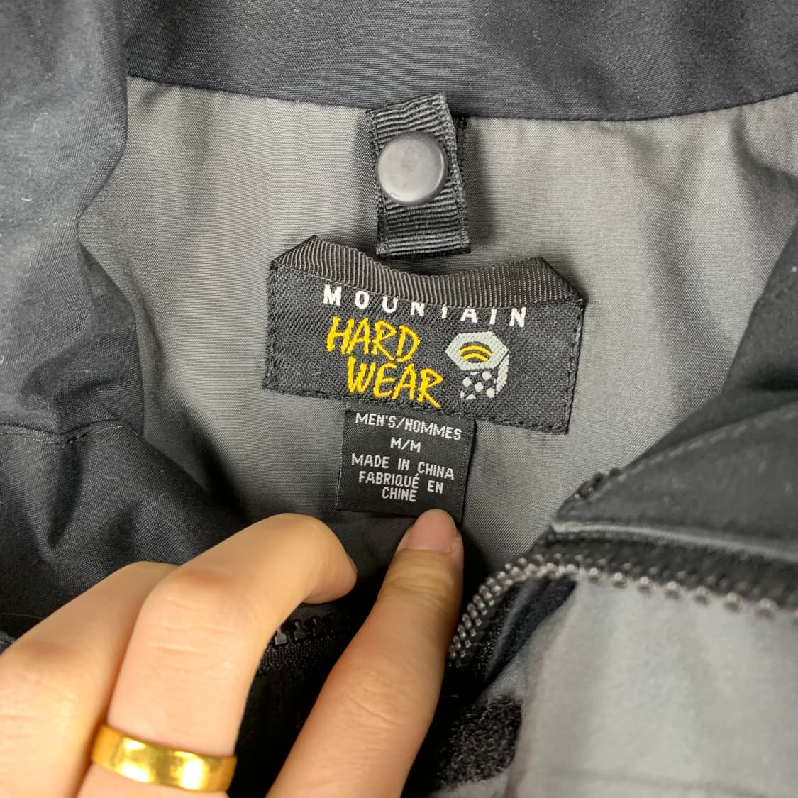 마운틴 하드웨어 고어텍스 블랙 바람막이 자켓 상품이미지8