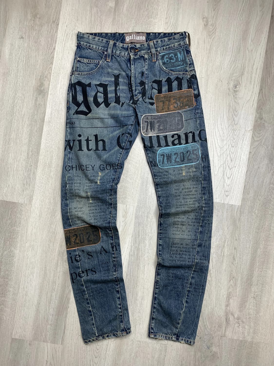 John Galiano News paper 가제트 진(32) 상품이미지1