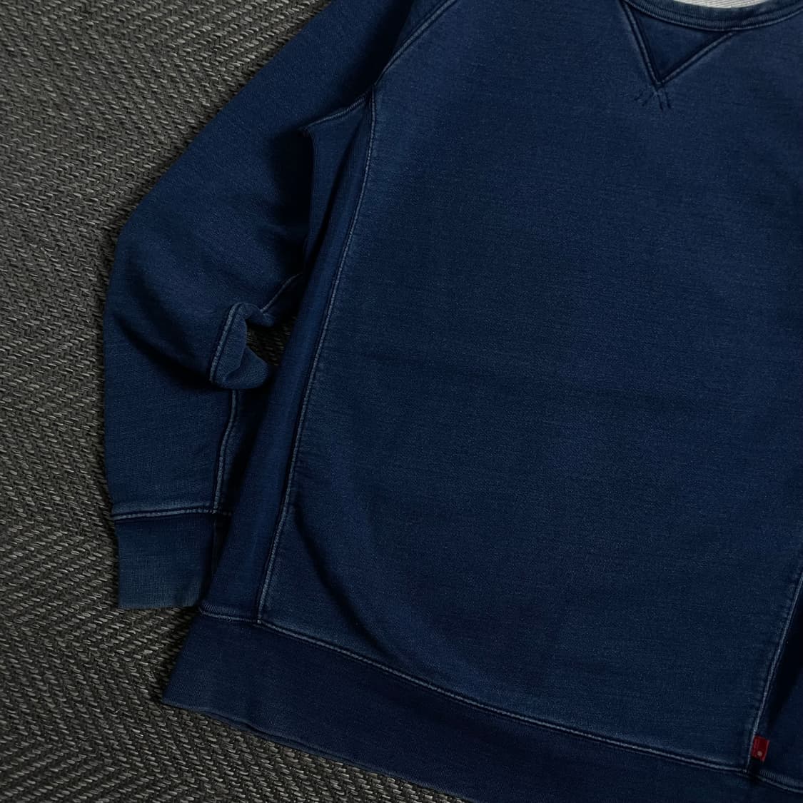 리바이스 인디고 워시드 스웻 셔츠o 4220 상품이미지3