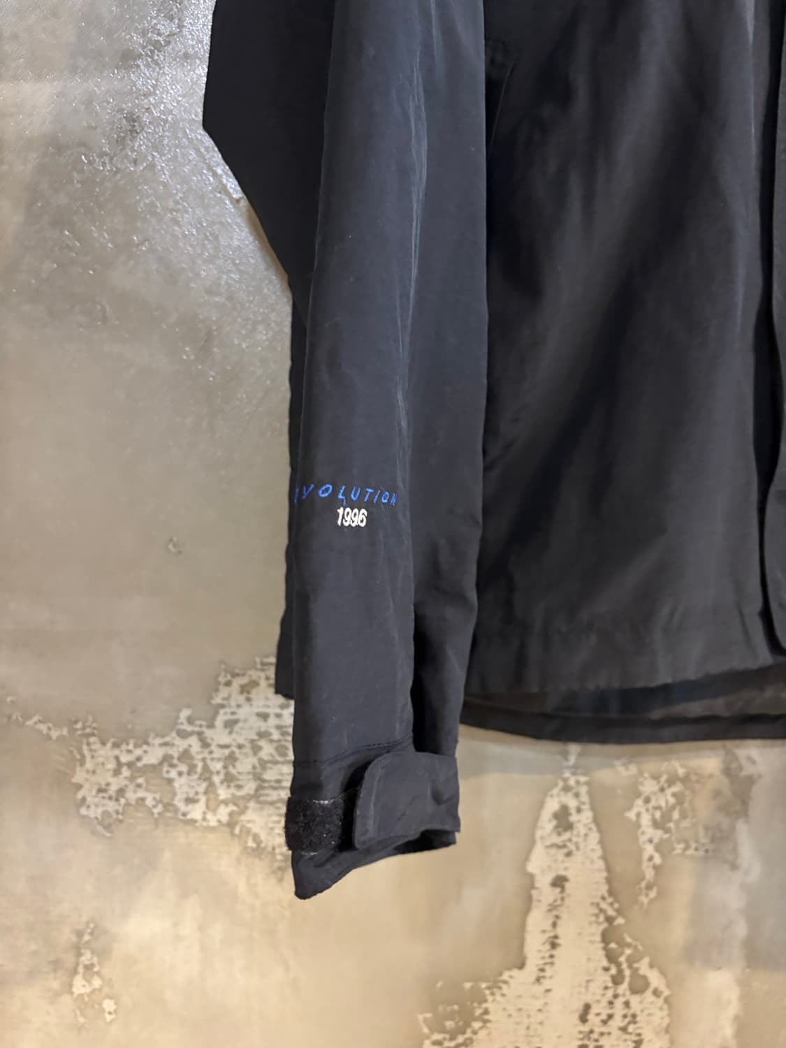 네파 블랙 바람막이 자켓 상품이미지3