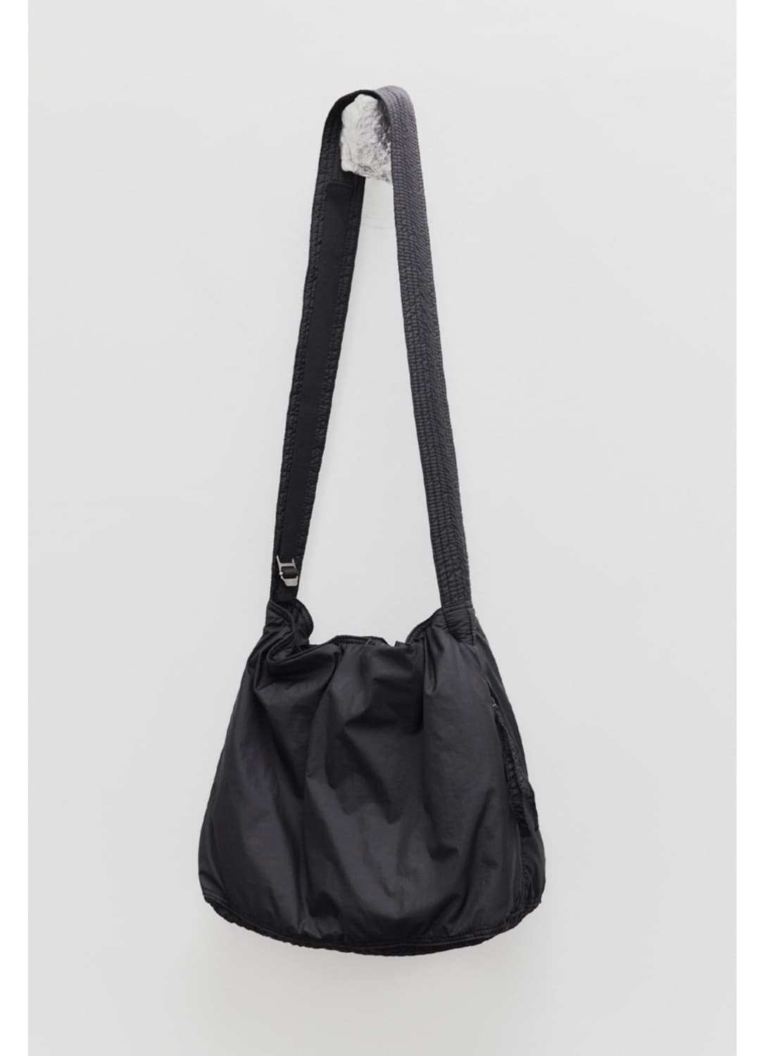 [OS] 유스 미디움 트레블러 백 팝니다 상품이미지1