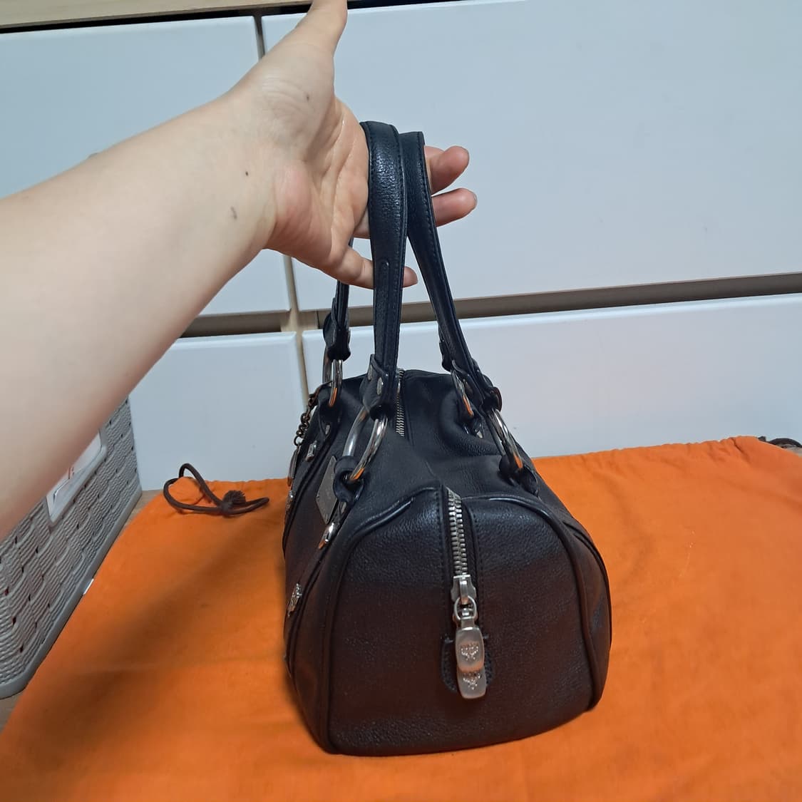 MCM 블랙 보스턴백 가방 토스트백 상품이미지3