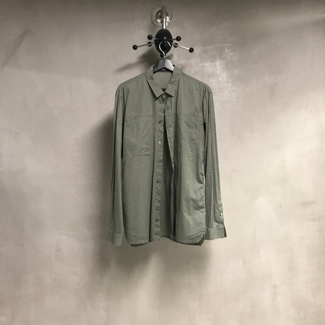 크리스반아쉐 카키 셔츠 48 상품이미지1