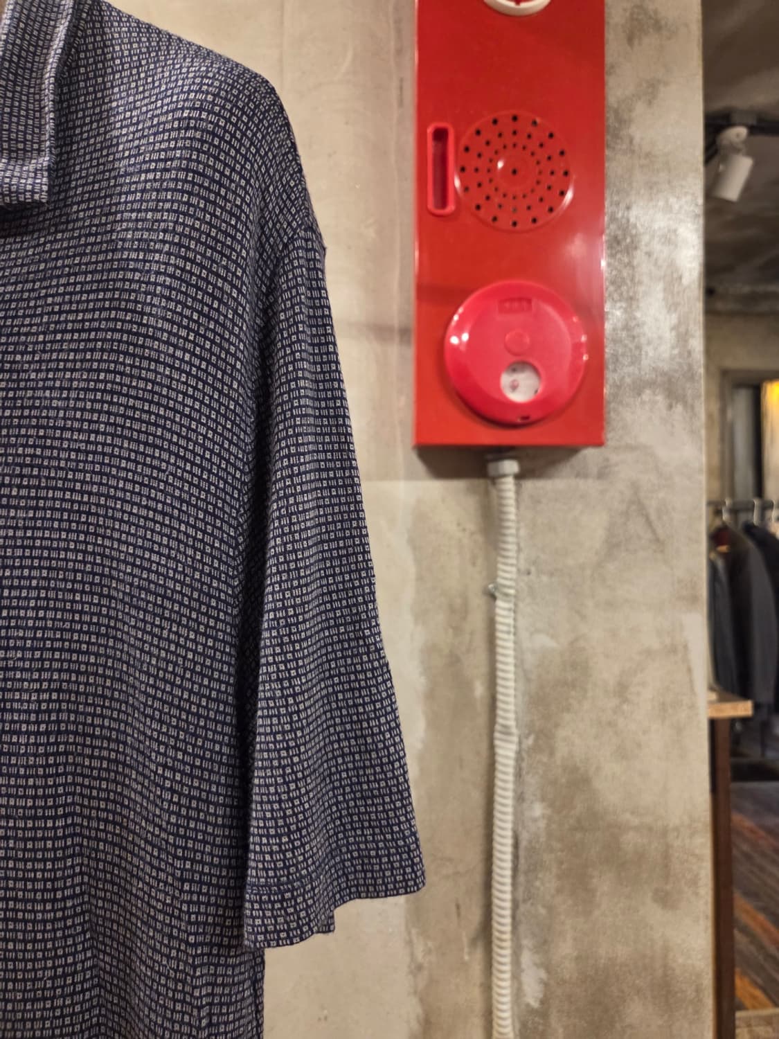 아르마니 꼴레지오니 오픈칼라넥 티셔츠 상품이미지5