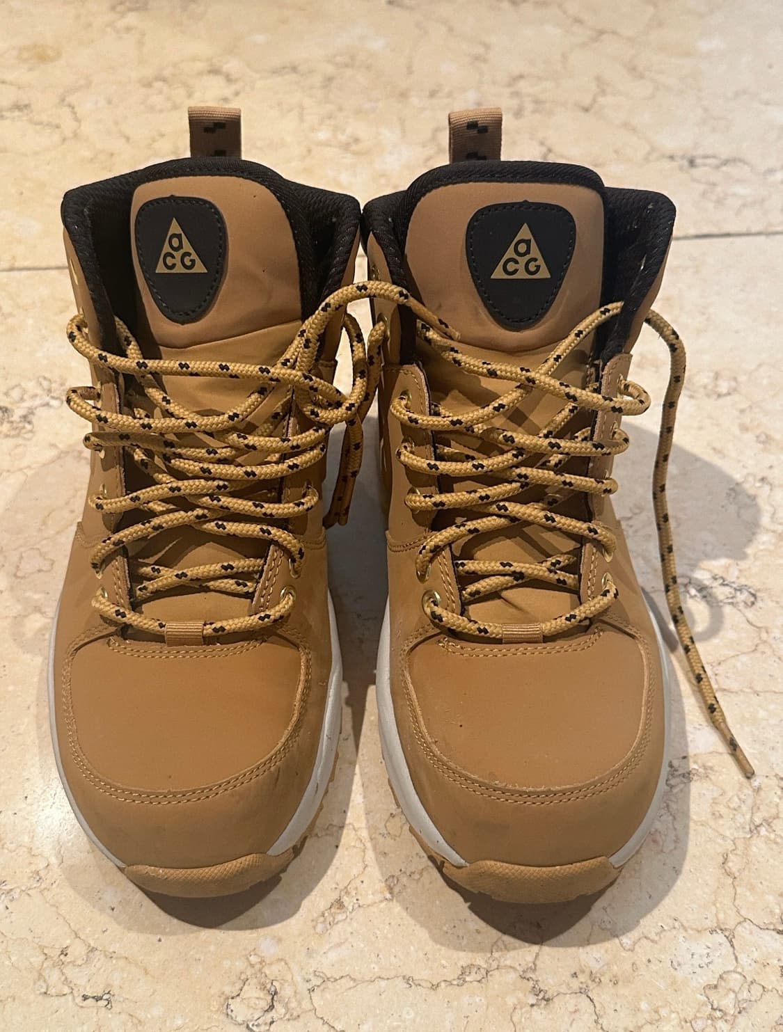 Nike ACG 마노아부츠 235 상품이미지1