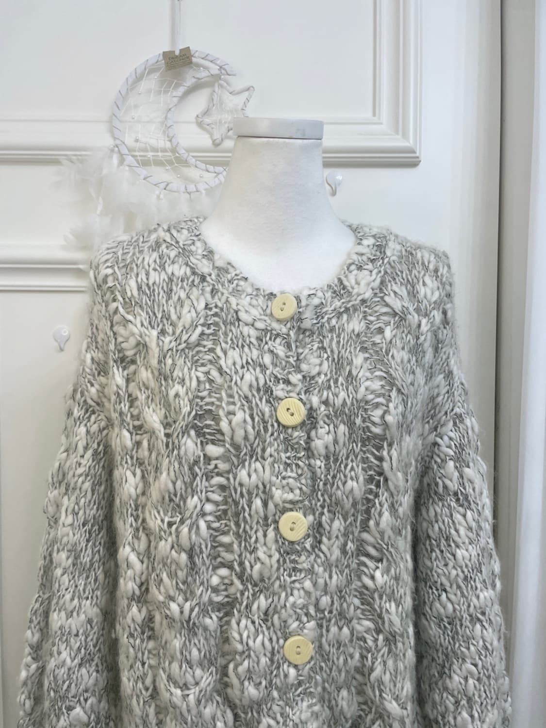 khaki white boucle over sweater cardigan 상품이미지5