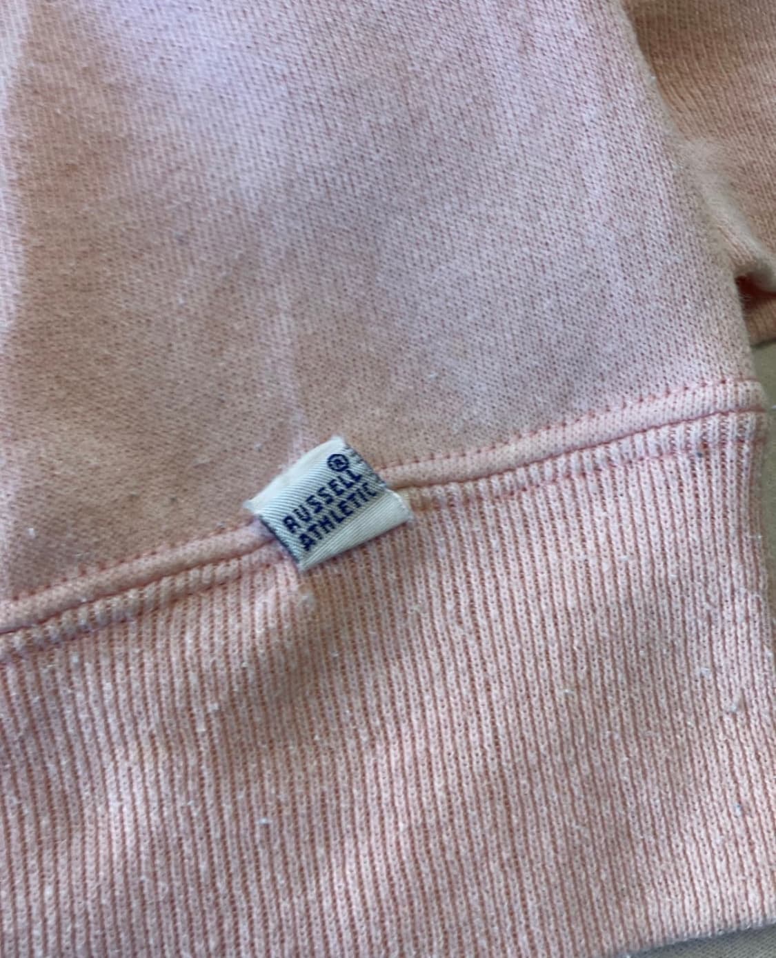러셀 핑크 스웻 맨투맨 상품이미지4