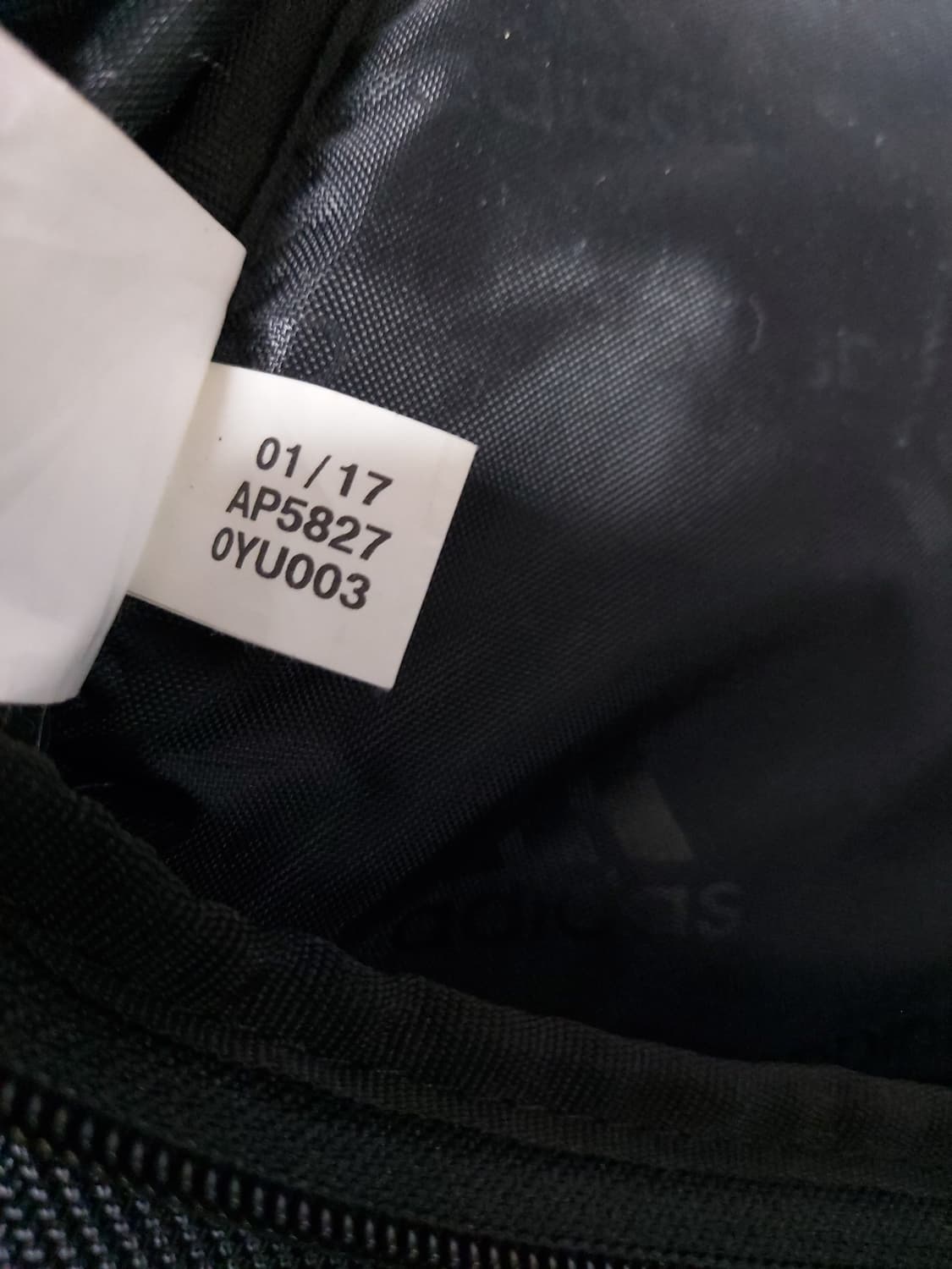 아디다스 트랜드 3S 스퀘어 백팩

 상품이미지7