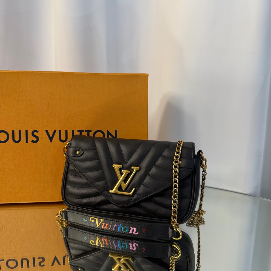 [정품] 루이비통 뉴웨이브 포쉐트 체인백 블랙 M6392 상품이미지3