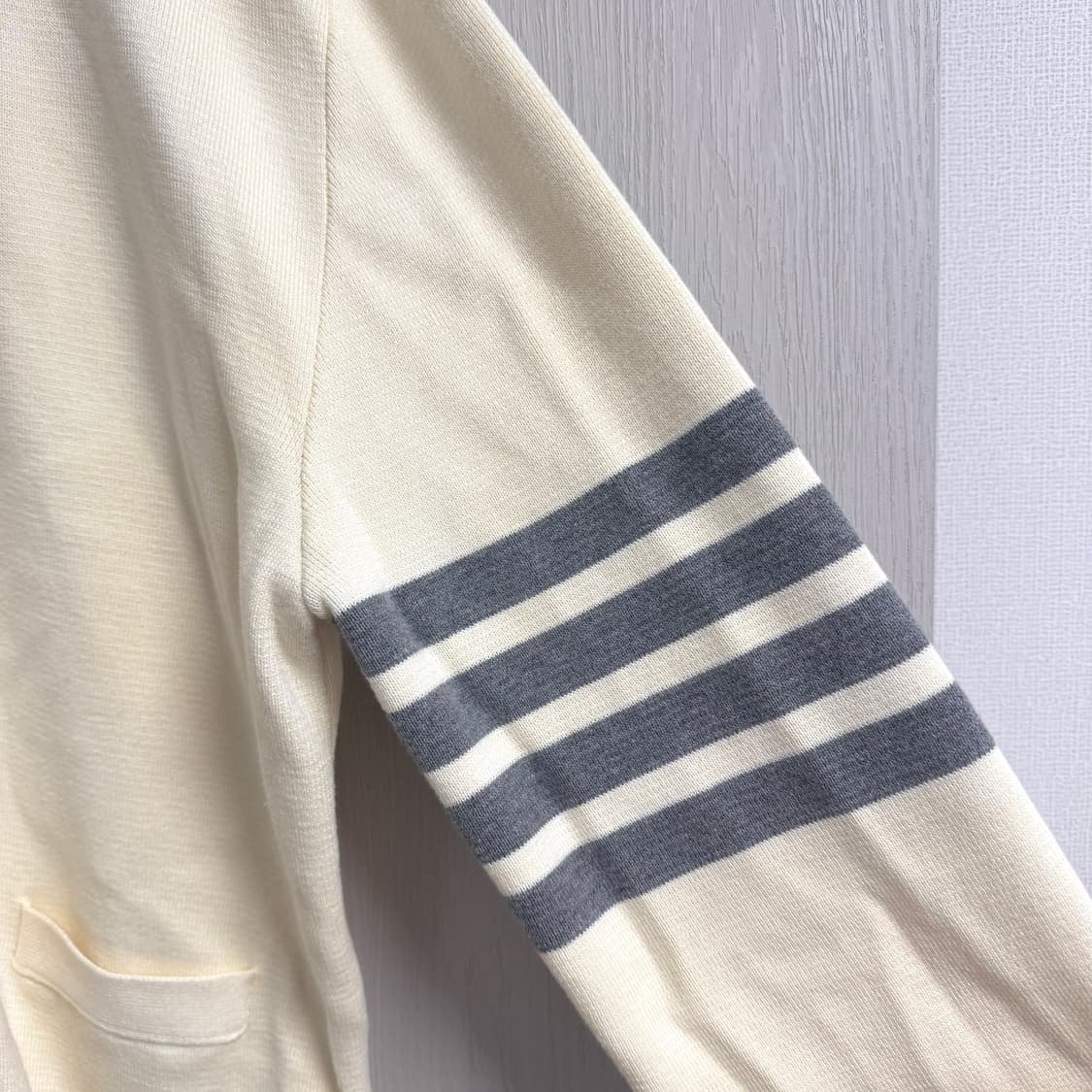 (2) 톰브라운 밀라노스티치 크림 화이트 가디건 상품이미지3